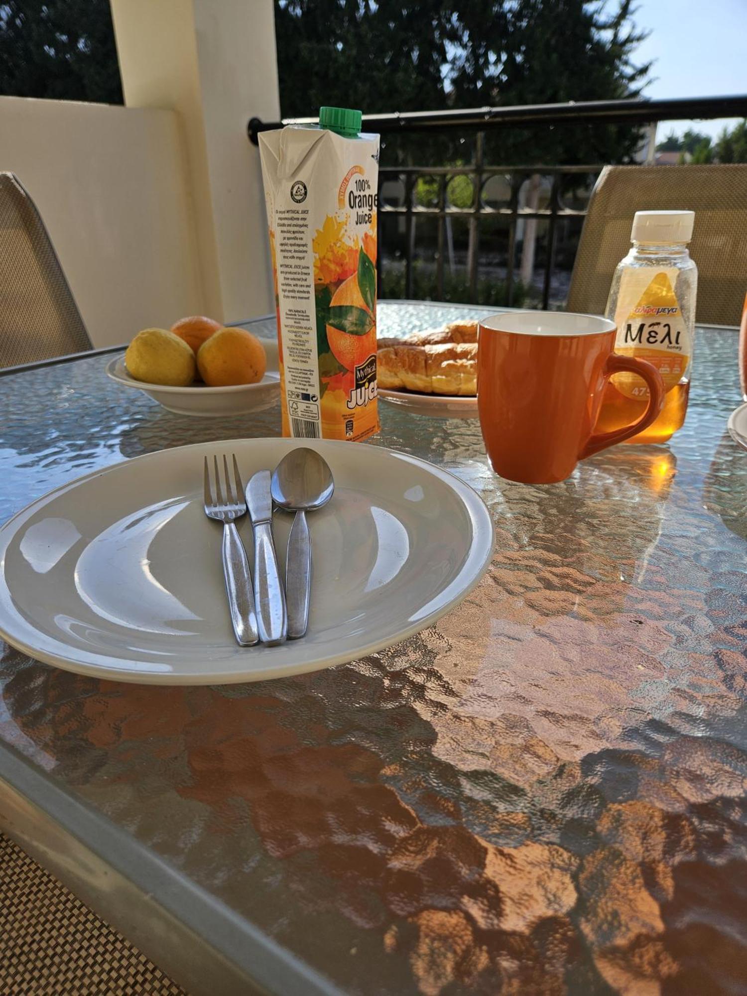 The Brightstay Paphos, 2 Bed Apt, Paphos Riviera, Universal Buitenkant foto